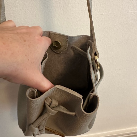 Gray leather mini bucket purse - leather drawstring, closure plus snap at top - Picture 3 of 5